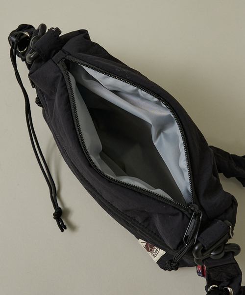 COBMASTER(コブマスター)の「【COBMASTER/コブマスター】PADDED-MUFFIN BUDDY SHOULDER/パデットユニセックス【WEB限定】(バックパック/リュック・メンズ・イエロー/オレンジ/ブルー/ブラック/ベージュ・フリー)」の14枚目の写真