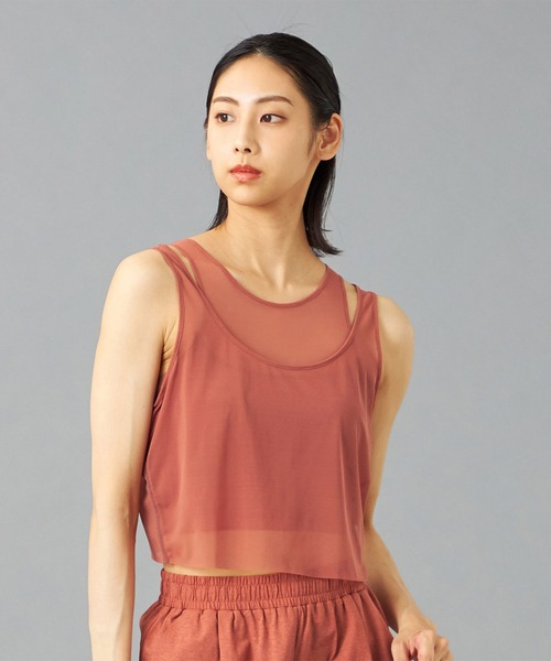 Chacott(チャコット)の「ZENメッシュレイヤードブラトップ(タンクトップ・レディース・ブラック/レッド/グリーン・M)」の3枚目の写真