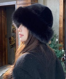 INASTUDIOS（イーナストゥディオス）の「ボリュームファー ニットキャップ（ニットキャップ/ビーニー）」