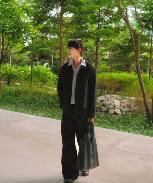WESLEYHYUSTON(ウェズリーユーストン)の「Windsor wool crop jacket black(テーラードジャケット・メンズ・その他・LARGE/MEDIUM)」の4枚目の写真