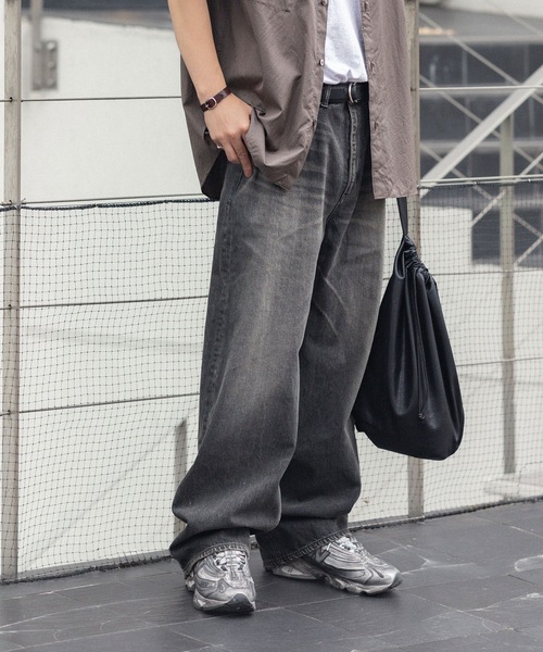 VEIN (ヴェイン)の「11OZデニム バギージーンズ / 11OZ DENIM BAGGY JEANS(デニムパンツ・メンズ・ライトインディゴブルー/ブラック・1/3/2)」の22枚目の写真