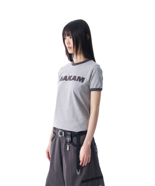 AAKAM(アーカム)の「Logo Patch Ringer Top (Gray-Charcoal)(Tシャツ/カットソー・レディース・その他・1/2)」の3枚目の写真