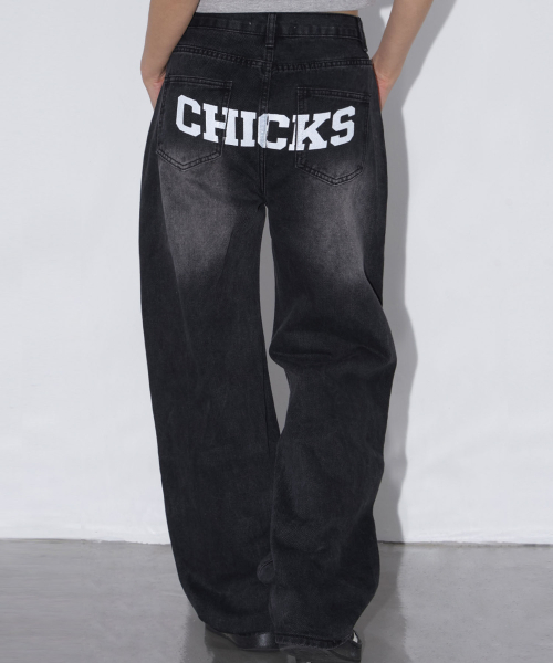 CHICKS(チックス)の「ベクサイン ミニマル ストレート デニムパンツ 黒青(デニムパンツ・レディース・ブルー系その他・FREE)」の1枚目の写真