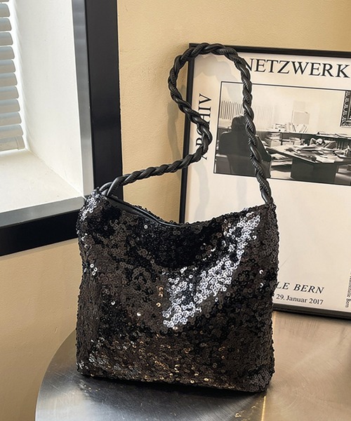 DRESS PLUS（ドレスプラス）の「スパンコールショルダーバッグ 大容量（ショルダーバッグ・レディース・シルバー/ブラック・フリー）」の12枚目の写真