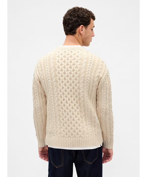 GAP（ギャップ）の「リラックスフィット ケーブルニットセーター（ニット/セーター・メンズ・アイボリー/ネイビー・XL/L/M/S/XS）」の4枚目の写真