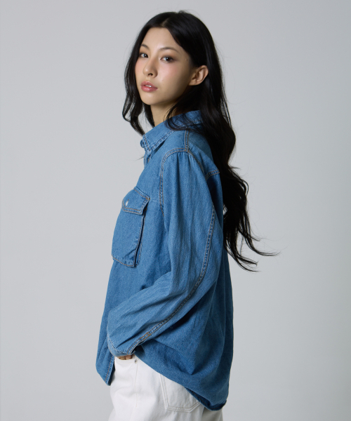 UNKNOWN PLANET(アンノウンプラネット)の「プラネットツーポケットデニムシャツブルー(シャツ/ブラウス・レディース・その他・FREE)」の6枚目の写真
