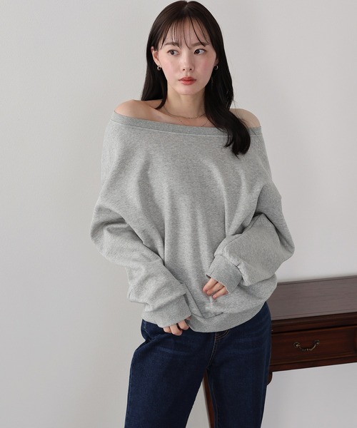 BLUEEAST（ブルーイースト）の「裏起毛オフショルスウェット（スウェット・レディース・ブラック/ネイビー/グレー・MEDIUM）」の20枚目の写真