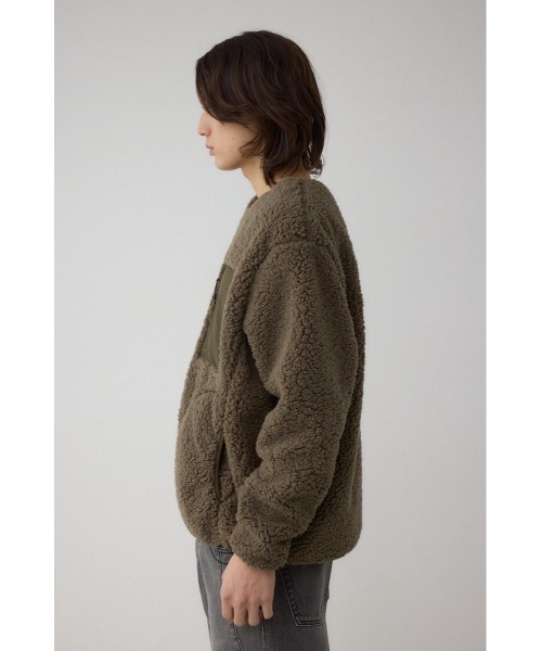 AZUL by moussy(アズールバイマウジー)の「シープボア防風トップス(スウェット・メンズ・カーキ/ブラック/チャコールグレー・LARGE/MEDIUM)」の13枚目の写真