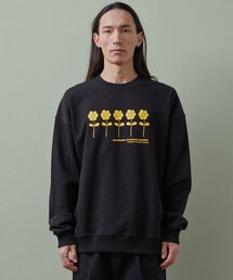 261EUI（261イーユーアイ）の「YELLOW COSMOS SWEATSHIRT BLACK（スウェット）」