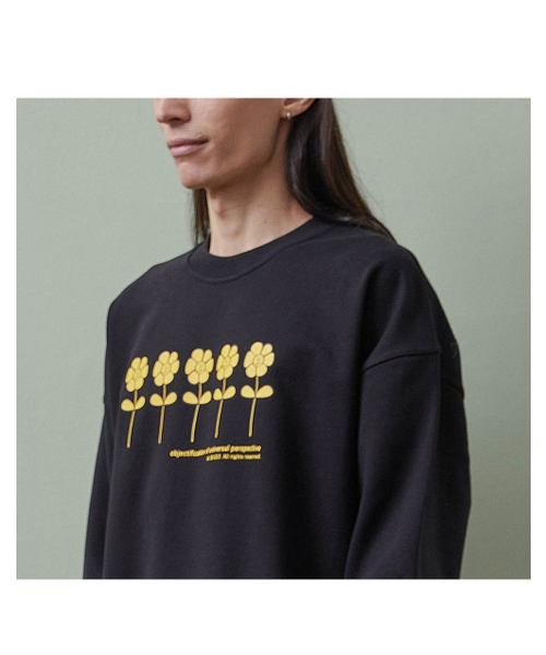 261EUI(261イーユーアイ)の「YELLOW COSMOS SWEATSHIRT BLACK(スウェット・メンズ・その他・2)」の5枚目の写真