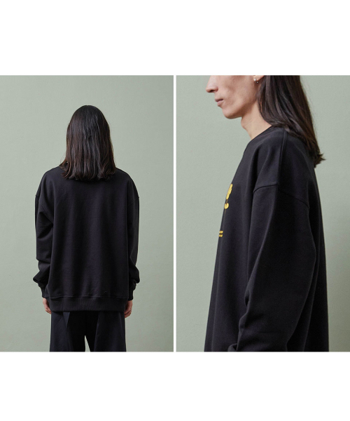 261EUI(261イーユーアイ)の「YELLOW COSMOS SWEATSHIRT BLACK(スウェット・メンズ・その他・2)」の6枚目の写真