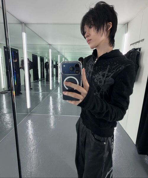 LECYTO（レシト）の「Celestial Paint Hoodie Zip-Up_[Black]（パーカー・メンズ・その他・FREE）」の2枚目の写真