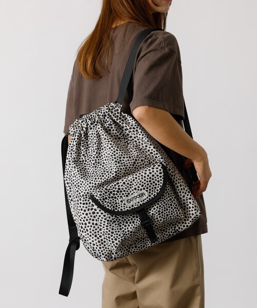 OUTDOOR PRODUCTS(アウトドアプロダクツ)の「【OUTDOOR PRODUCTS / アウトドアプロダクツ】Front Pocket Knapsack/ナップザック/ユニセックス【WEB限定】(バックパック/リュック・メンズ・ブラック/ドット/グレー/ブラウン・フリー)」の7枚目の写真