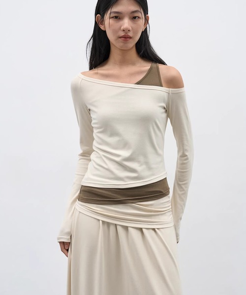 EIGHTHMONTH(エイスマンス)の「アシンメトリーレイヤードトップス EM26s008【EIGHTHMONTH】(Tシャツ/カットソー・レディース・アイボリー・M/S)」の3枚目の写真