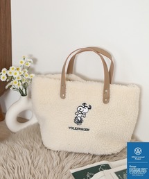 Volkswagen（フォルクスワーゲン）の「SNOOPY×フォルクスワーゲンスコラボ モコモコボアバッグ（トートバッグ）」