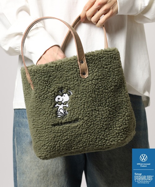 Volkswagen（フォルクスワーゲン）の「SNOOPY×フォルクスワーゲンスコラボ モコモコボアバッグ（トートバッグ・レディース・ベージュ/カーキ/アイボリー・FREE）」の20枚目の写真