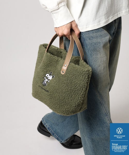 Volkswagen（フォルクスワーゲン）の「SNOOPY×フォルクスワーゲンスコラボ モコモコボアバッグ（トートバッグ・レディース・ベージュ/カーキ/アイボリー・FREE）」の21枚目の写真