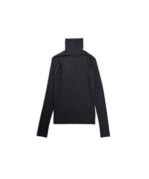 320SHOWROOM(320ショールーム)の「Modal Span Hand Warmer Turtleneck Charcoal(Tシャツ/カットソー・レディース・チャコール・FREE)」の4枚目の写真