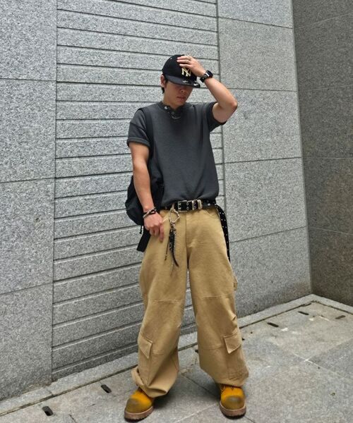9999ARCHIVE(9999アーカイブ)の「Oblique Pocket Wide Cargo Pants(その他パンツ・レディース・ベージュ・FREE/3/2)」の10枚目の写真