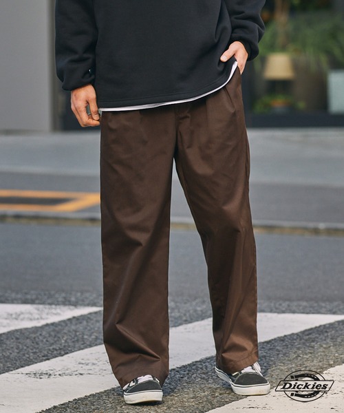 Dickies(ディッキーズ)の「<セットアップ対応> Dickies/ディッキーズ 別注 TCツイル ツータック イージーワイドストレートパンツ【THE CRAFT CREW PRODUCTS】(チノパンツ・メンズ・ダークブラウン/オリーブ/ブラック/インディゴブルー/チャコール/ベージュ・L/S/M)」の12枚目の写真