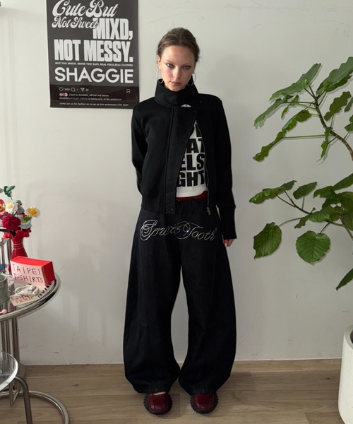 SHAGGIE（シャギー）の「裏起毛スタンドカラースウェットトップス（スウェット・レディース・カーキ/ブラック/グレー・FREE）」の8枚目の写真