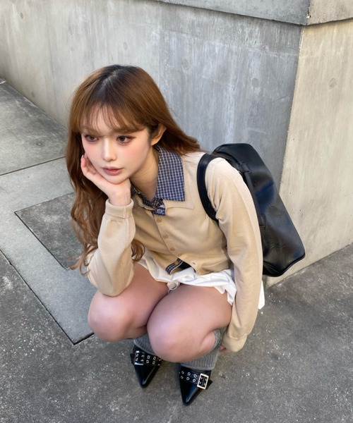 RAY CASSIN（レイカズン）の「シャツレイヤードカーディガン（カーディガン/ボレロ・レディース・グレー/ライトベージュ/ネイビー・FREE）」の18枚目の写真