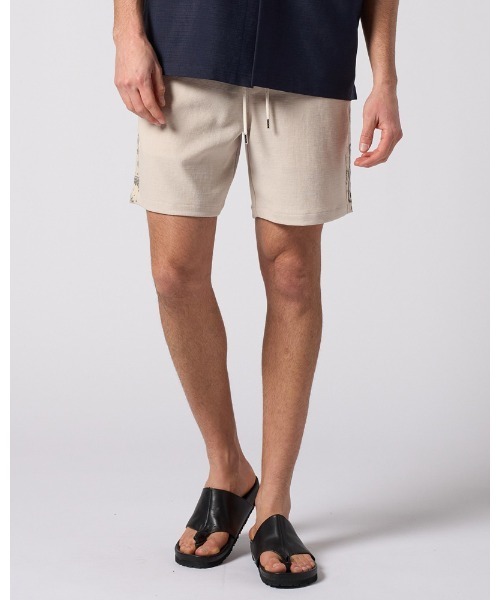 wjk（ダヴルジェイケイ）の「bandana print panel shorts（その他パンツ・メンズ・チャコールグレー/ネイビー/ベージュ・SMALL/MEDIUM/LARGE/X-LARGE）」の4枚目の写真