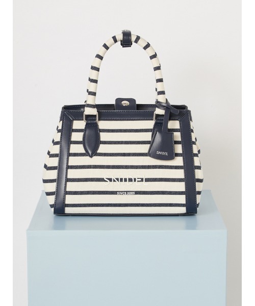 SNIDEL（スナイデル）の「バリエロゴバッグ（ハンドバッグ・レディース・その他/アイボリー/ネイビー・F）」の9枚目の写真