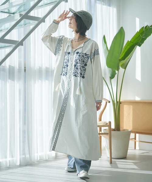 Remind me and forever(リマインドミーアンドフォーエバー)の「【India series】【nane】刺繍前開きワンピース(ワンピース・レディース・ブラック/アイボリー・FREE)」の11枚目の写真