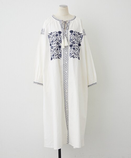 Remind me and forever（リマインドミーアンドフォーエバー）の「【India series】【nane】刺繍前開きワンピース（ワンピース・レディース・ブラック/アイボリー・FREE）」の10枚目の写真