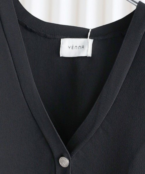 YENNA（イェンナ）の「【 2026 SS 新作 】ストラクチャードスリーブニットベスト（ベスト・レディース・アイボリー/ネイビー/ブラウン/ブラック・FREE）」の15枚目の写真