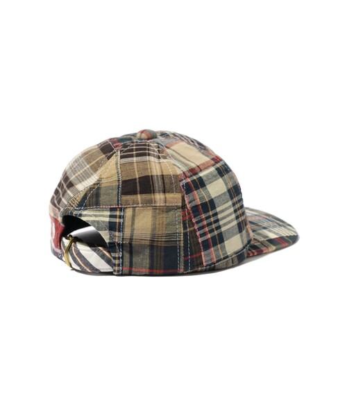 BEAMS PLUS（ビームスプラス）の「6 Panel Regimental Strap Madras PW（キャップ・メンズ・ネイビー/ピンク/ブラウン・ONE SIZE）」の6枚目の写真