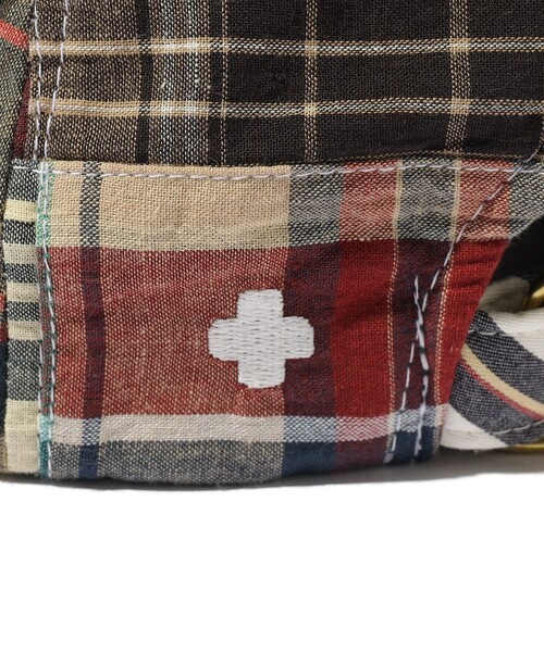 BEAMS PLUS（ビームスプラス）の「6 Panel Regimental Strap Madras PW（キャップ・メンズ・ネイビー/ピンク/ブラウン・ONE SIZE）」の9枚目の写真