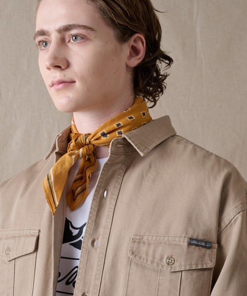 Eddie Bauer(エディーバウアー)の「ライト ツイル 長袖ワークシャツ(シャツ/ブラウス・メンズ・ブルー/ダークネイビー/ダークベージュ・XXL/XL/L/M/S)」の4枚目の写真