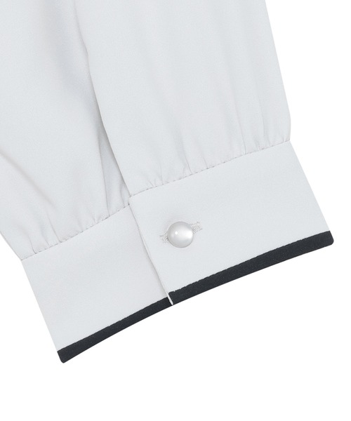 TOKYO SHIRTS(トウキョウシャツ)の「ストレッチジョーゼット 配色クルーネック タックブラウス 七分袖 レディース(シャツ/ブラウス・レディース・ホワイト/グレー・L/M)」の11枚目の写真