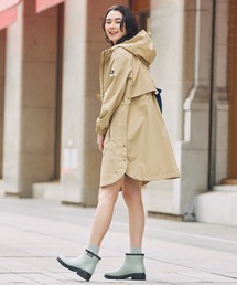 AIGLE（エーグル）の「透湿 防水 防風 2.5レイヤー フーデッドロングコート RP（トレンチコート）」