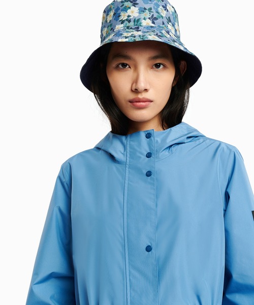 AIGLE（エーグル）の「透湿 防水 防風 2.5レイヤー フーデッドロングコート RP（トレンチコート・レディース・ダークネイビー/ベージュ/ブルー/ブラック・40/36/38/34/44/42）」の16枚目の写真