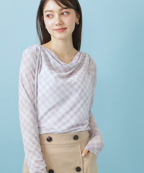 index(インデックス)の「シアーチェックドレープネックトップス【洗濯機OK】(Tシャツ/カットソー・レディース・グレー系1/ベージュ系1/パープル系1・00)」の3枚目の写真
