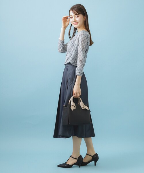 index(インデックス)の「シアーチェックドレープネックトップス【洗濯機OK】(Tシャツ/カットソー・レディース・グレー系1/ベージュ系1/パープル系1・00)」の7枚目の写真