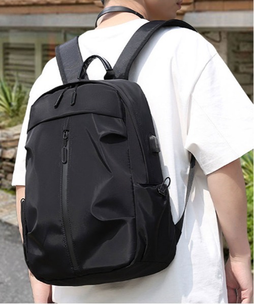 L'atelier(ラトリエ)の「軽量バックパック 大容量 A4 PC収納 多ポケット リュックサック(バックパック/リュック・メンズ・ブラック系1/アイボリー/グレー系1/ブラック系2/グレー系2/ブラック系3・FREE)」の4枚目の写真