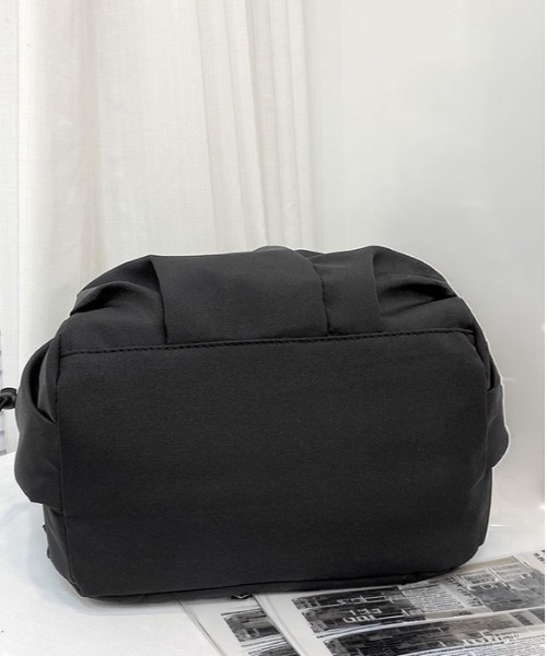 L'atelier(ラトリエ)の「軽量バックパック 大容量 A4 PC収納 多ポケット リュックサック(バックパック/リュック・メンズ・ブラック系1/アイボリー/グレー系1/ブラック系2/グレー系2/ブラック系3・FREE)」の12枚目の写真