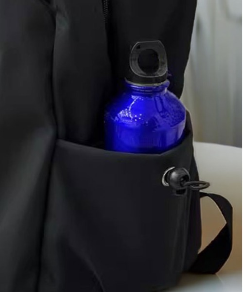 L'atelier(ラトリエ)の「軽量バックパック 大容量 A4 PC収納 多ポケット リュックサック(バックパック/リュック・メンズ・ブラック系1/アイボリー/グレー系1/ブラック系2/グレー系2/ブラック系3・FREE)」の14枚目の写真