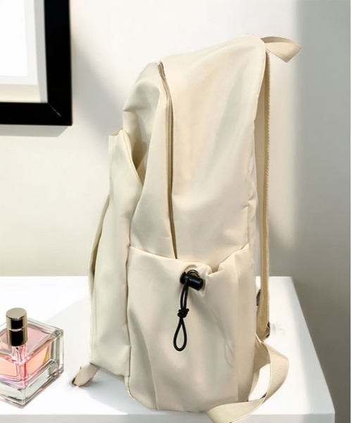 L'atelier(ラトリエ)の「軽量バックパック 大容量 A4 PC収納 多ポケット リュックサック(バックパック/リュック・メンズ・ブラック系1/アイボリー/グレー系1/ブラック系2/グレー系2/ブラック系3・FREE)」の21枚目の写真