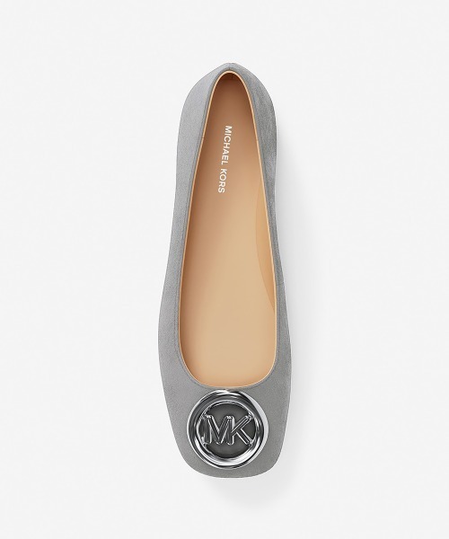 MICHAEL KORS(マイケルコース)の「MILAN スエード バレエシューズ(バレエシューズ・レディース・グレー系・5.5/6/6.5/7/7.5)」の5枚目の写真