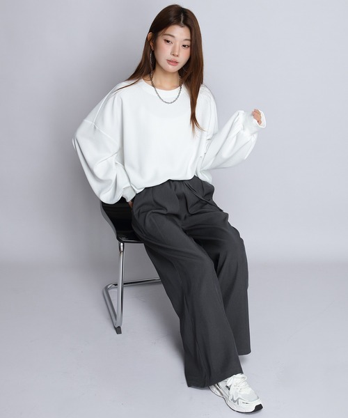by LEGNA(バイレグナ)の「ドロップショルダーカットソー(Tシャツ/カットソー・レディース・グレイッシュベージュ/ブラック/ベビーピンク/グレー/グレー系/パープル/ホワイト・FREE)」の13枚目の写真
