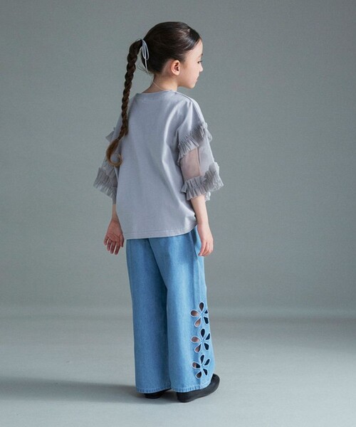 BRANSHES(ブランシェス)の「お花カットモチーフデニムパンツ(デニムパンツ・キッズ・サックスブルー/ブルー・120/110/100/150/140/130)」の4枚目の写真
