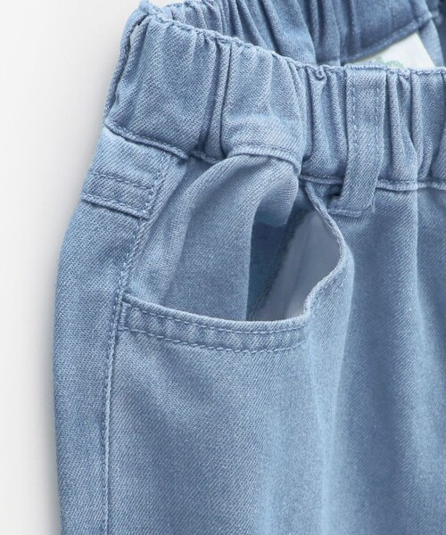 BRANSHES(ブランシェス)の「お花カットモチーフデニムパンツ(デニムパンツ・キッズ・サックスブルー/ブルー・120/110/100/150/140/130)」の7枚目の写真