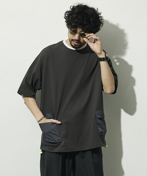 Firsthand(ファーストハンド)の「Firsthand/ファーストハンド 6オンス サイドポケット スピンドル ショートスリーブ Tシャツ / ビッグシルエット(Tシャツ/カットソー・メンズ・ホワイト/ブラック/グレー/チャコールグレー/ネイビー・LARGE/MEDIUM)」の6枚目の写真