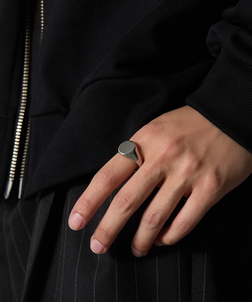 MAGASIN DE MODE Brew（マガジンデモードブリュー）の「【MAGASIN DE MODE Brew】Simple Oval Ring -STENLESS STEEL- ステンレス（リング・メンズ・シルバー・18/20/23）」の5枚目の写真