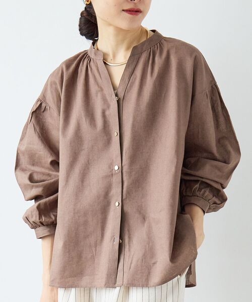 le.coeur blanc(ルクールブラン)の「麻コットンスタンドカラーブラウス(シャツ/ブラウス・レディース・ブラック/ブラウン/ラベンダー・38)」の5枚目の写真